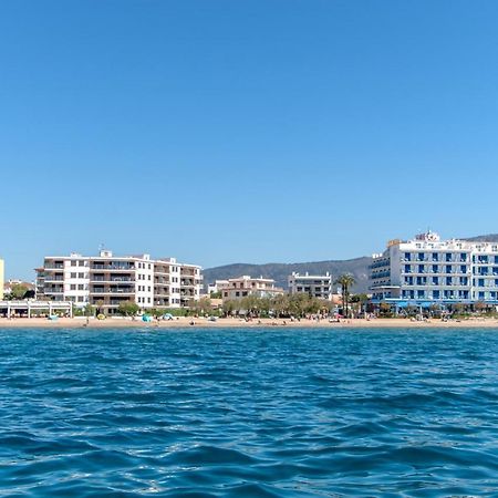 Ferienwohnung Atico Con Vista Mar. 50 M De La Playa - Casa Nova 13 Roses Exterior foto