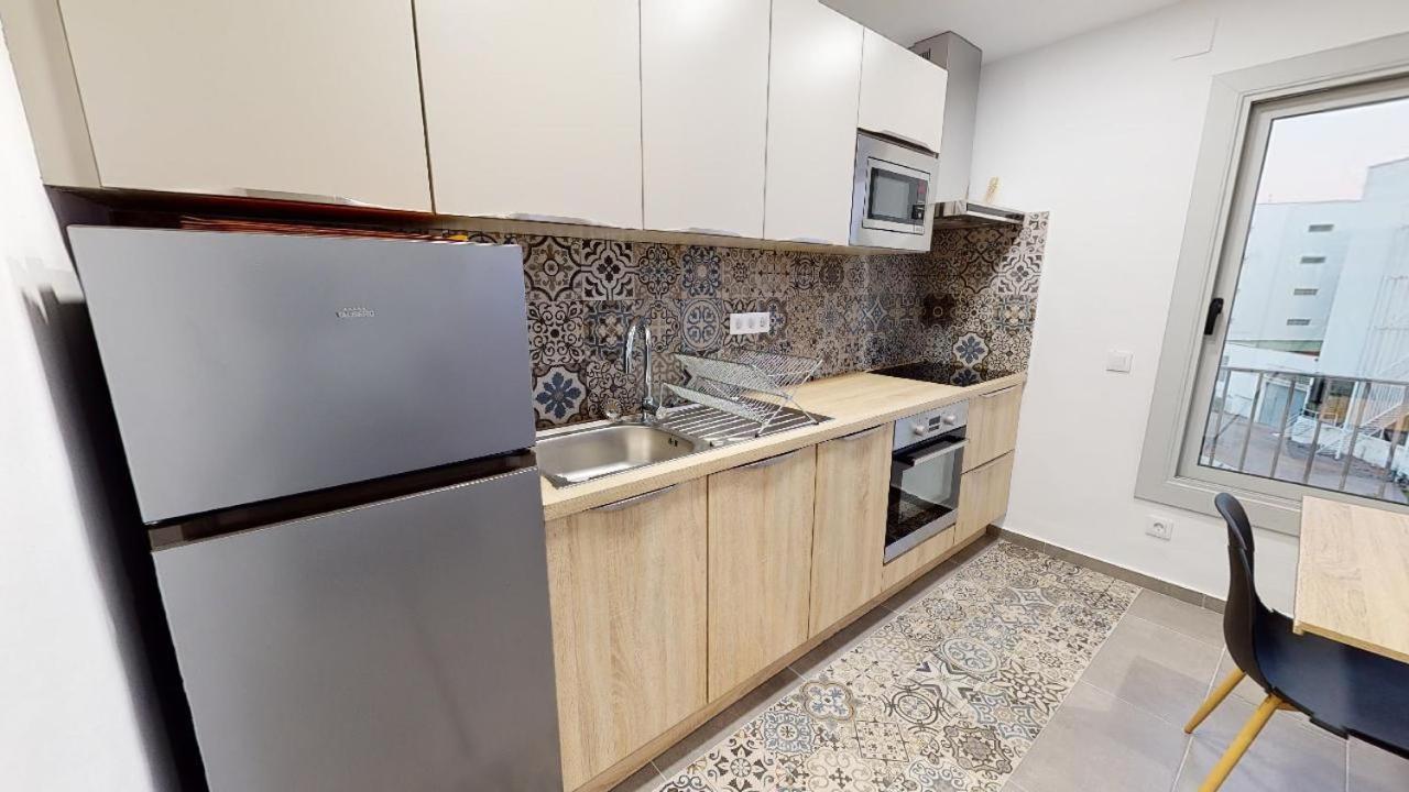Ferienwohnung Atico Con Vista Mar. 50 M De La Playa - Casa Nova 13 Roses Exterior foto
