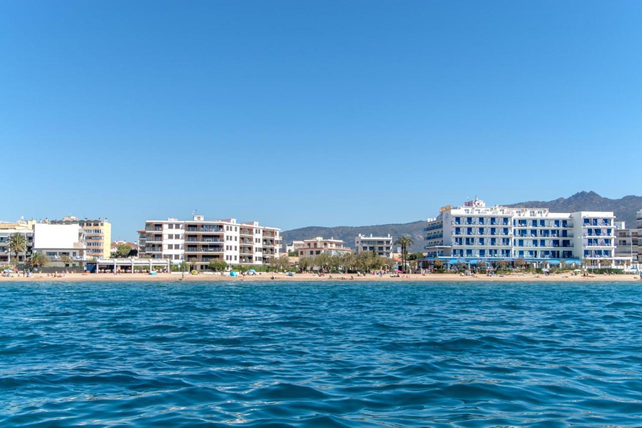Ferienwohnung Atico Con Vista Mar. 50 M De La Playa - Casa Nova 13 Roses Exterior foto